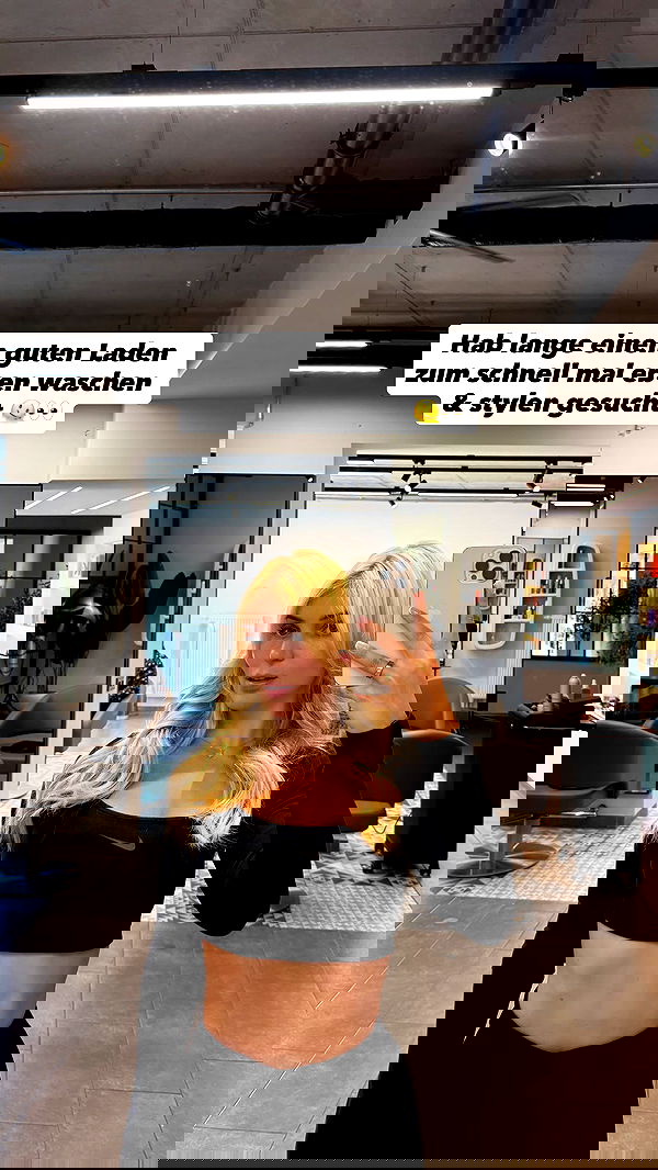 alexis.blond alexis.blond archive image