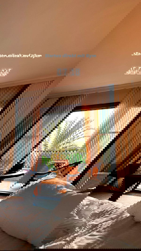 alexis.blond alexis.blond archive image