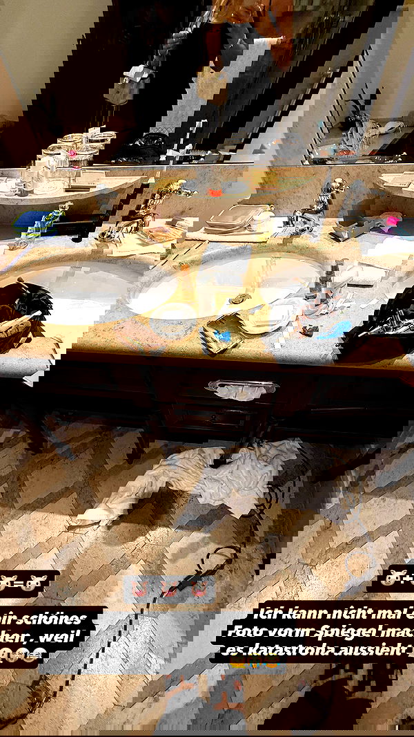 alexis.blond alexis.blond archive image