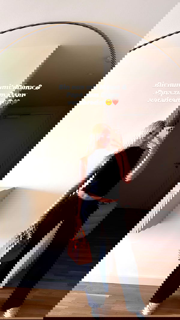 alexis.blond alexis.blond archive image