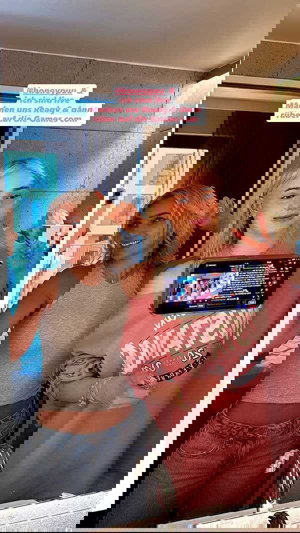 alexis.blond alexis.blond archive image