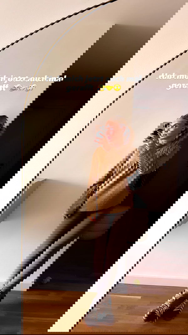 alexis.blond alexis.blond archive image