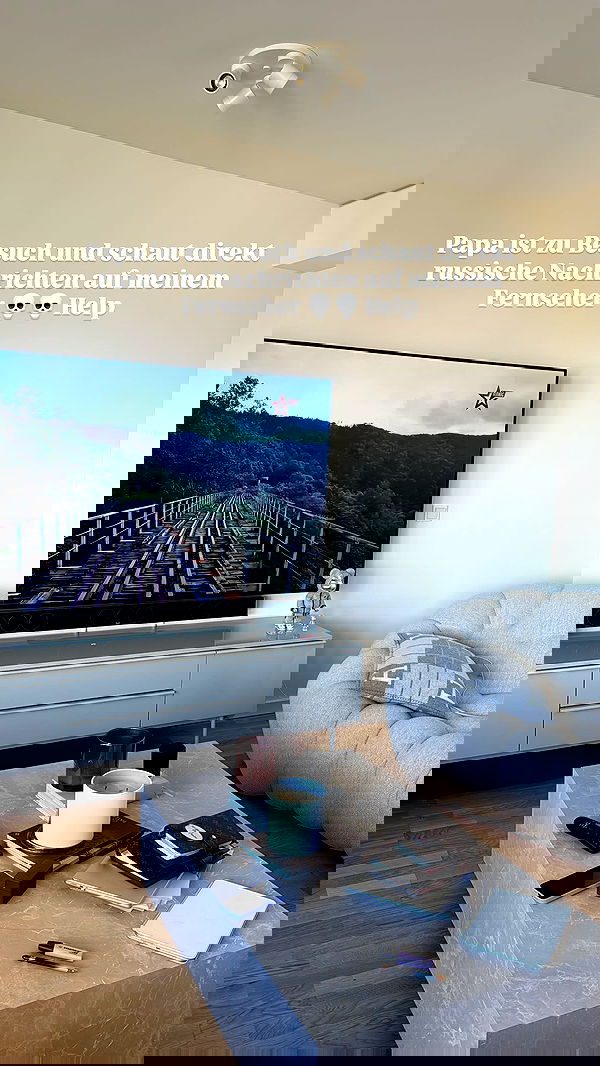 alexis.blond alexis.blond archive image