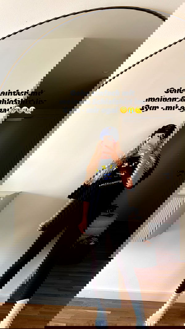 alexis.blond alexis.blond archive image