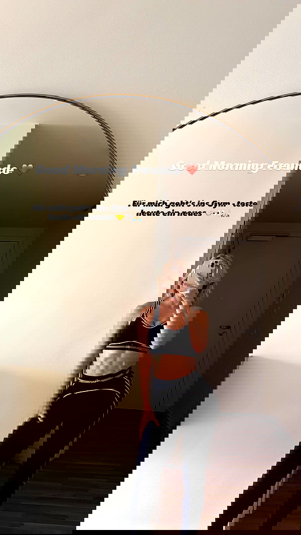 alexis.blond alexis.blond archive image