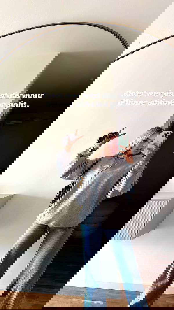 alexis.blond alexis.blond archive image