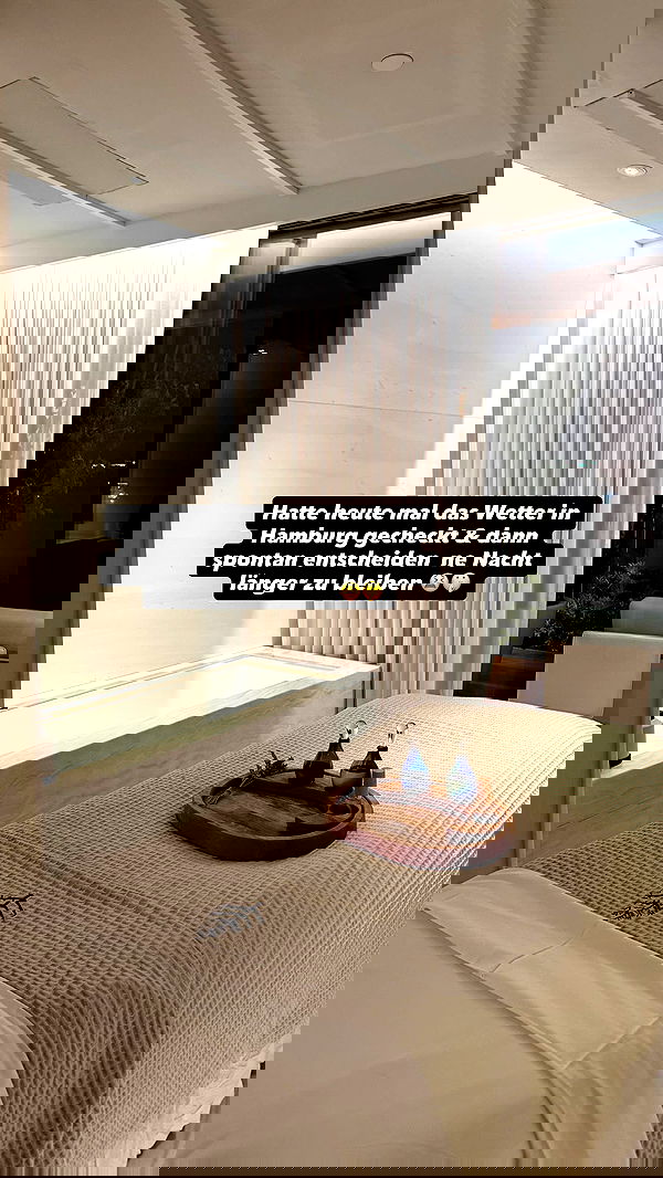 alexis.blond alexis.blond archive image