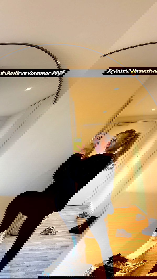 alexis.blond alexis.blond archive image