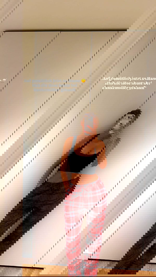 alexis.blond alexis.blond archive image