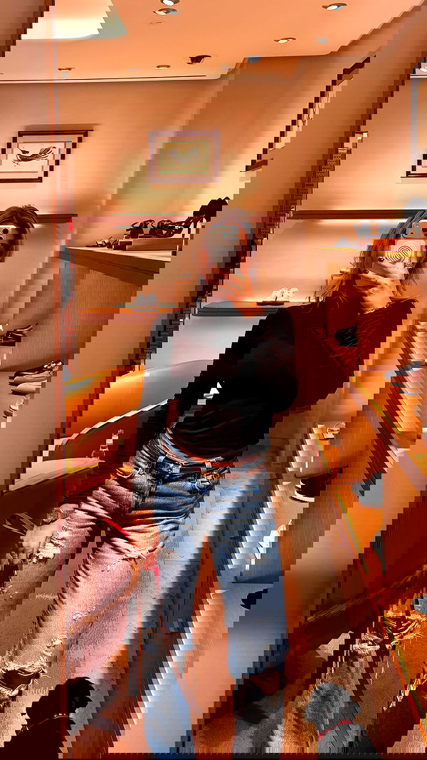 alexis.blond alexis.blond archive image