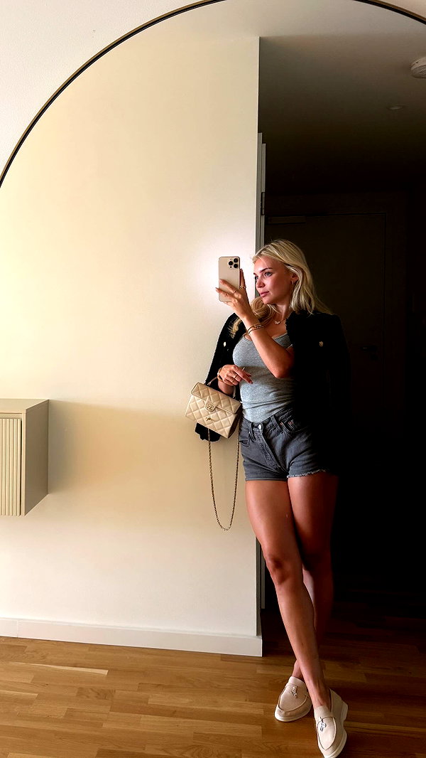 alexisshv instagram image archive image
