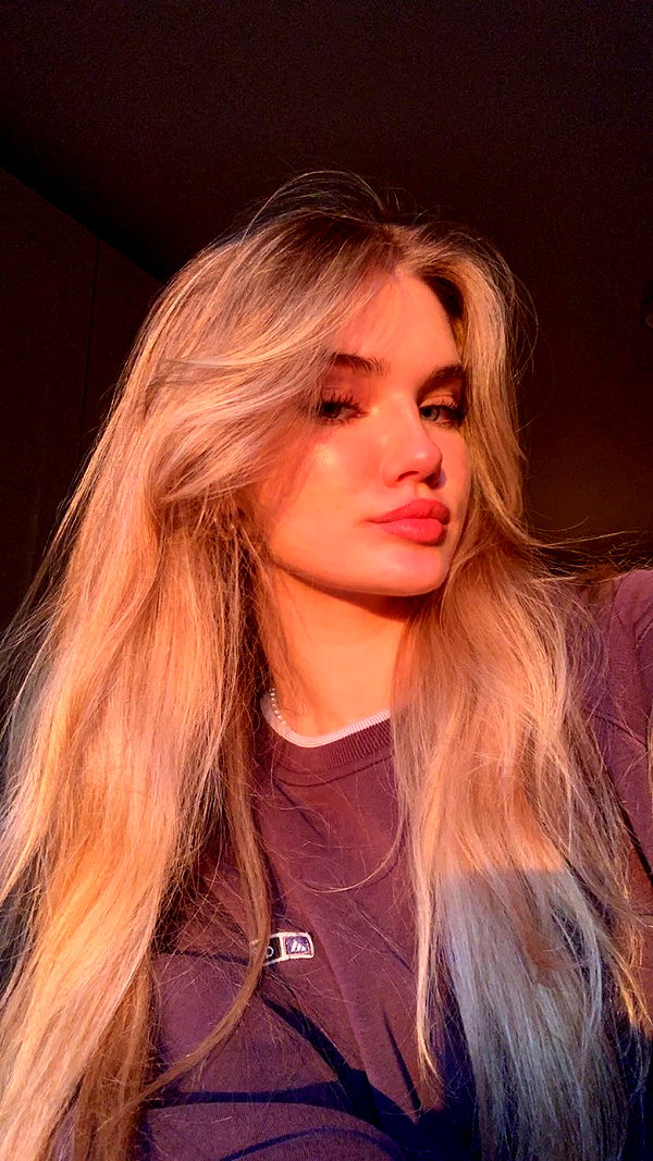 alina_mtsn instagram image archive image