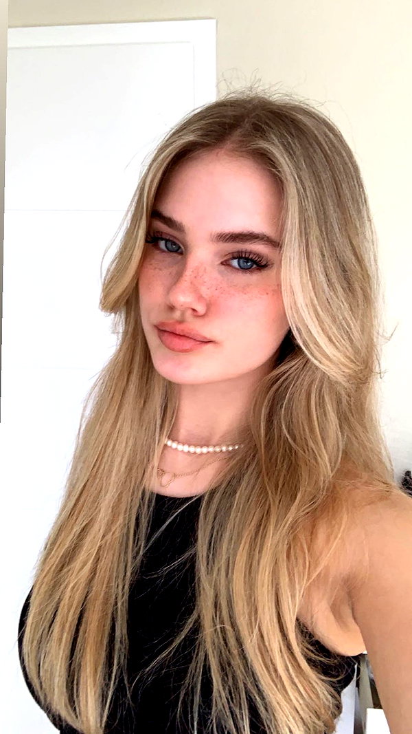 alina_mtsn instagram image archive image