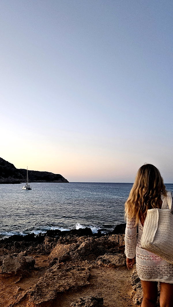alina_mtsn instagram image archive image