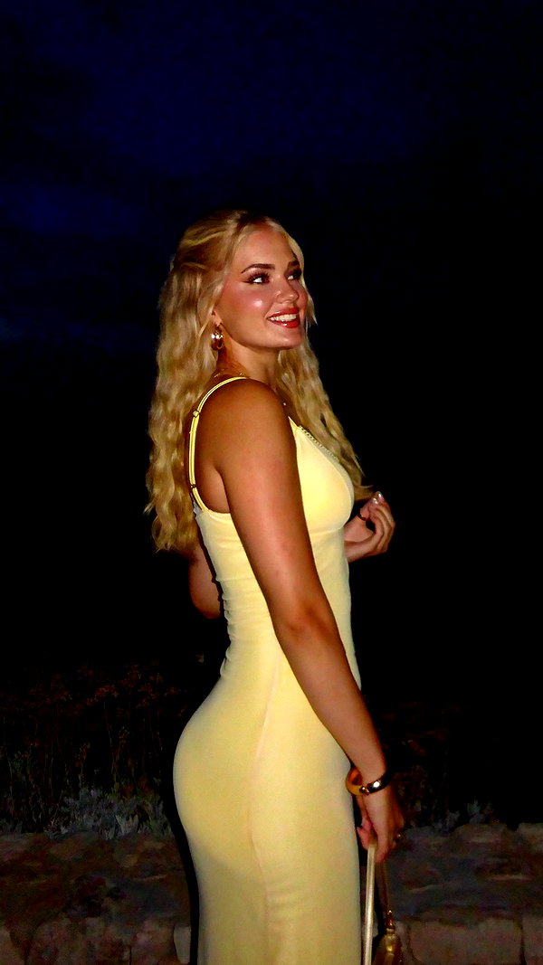 alina_mtsn instagram image archive image