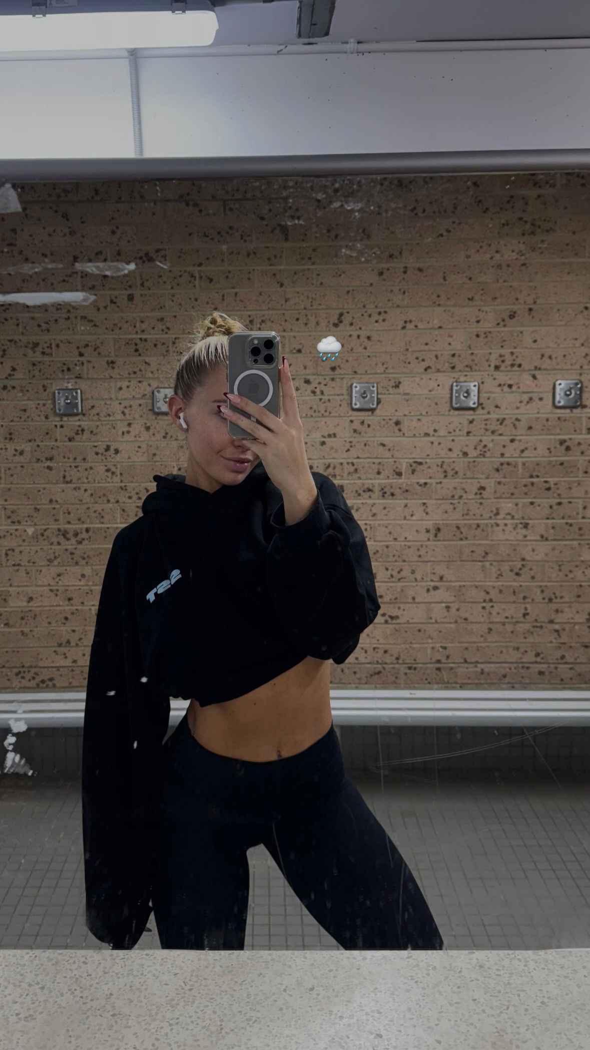 allygravemade instagram image archive image