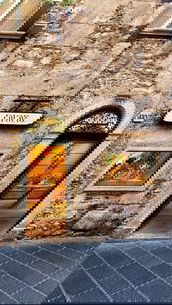 allygravemade image ~ Altpins