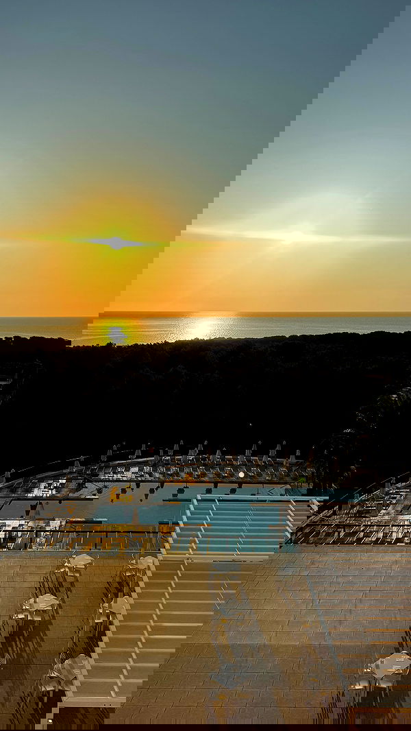 allygravemade image ~ Altpins