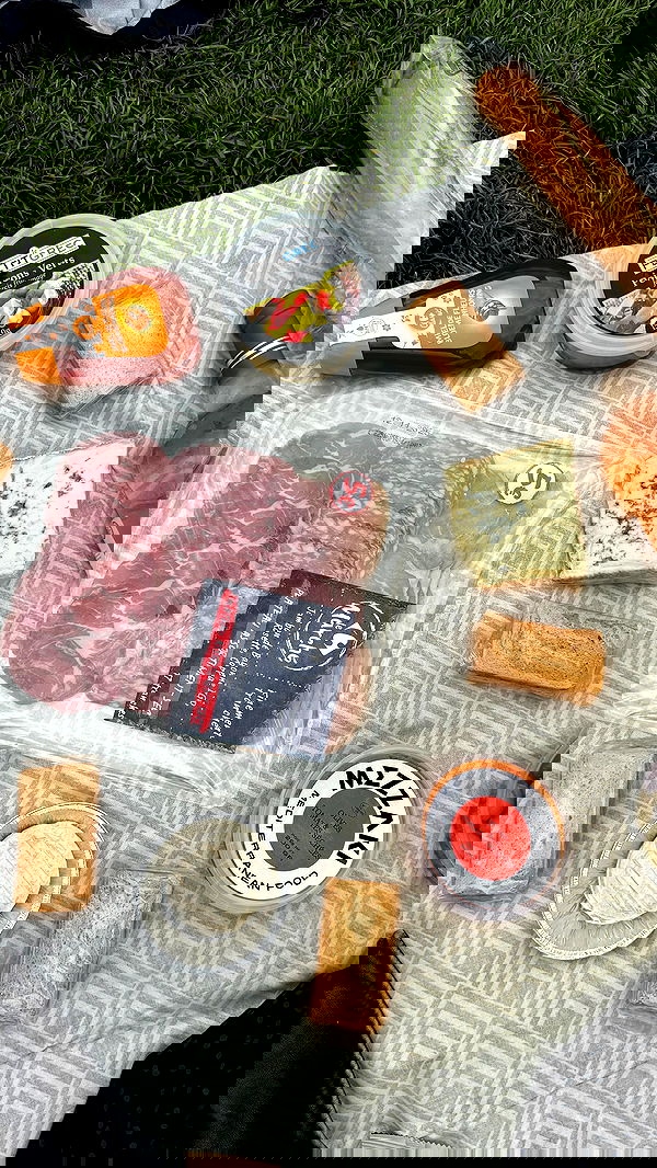 allygravemade image ~ Altpins