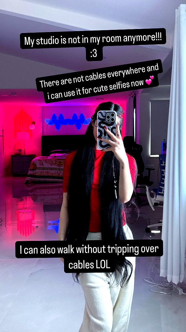 alyri_tv instagram image archive image