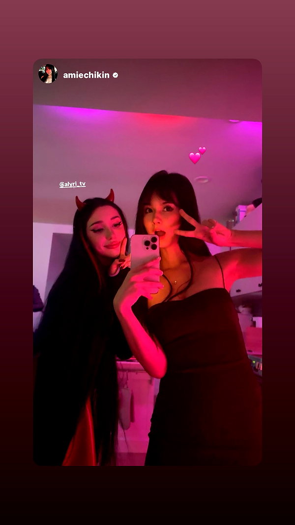 alyri_tv instagram image archive image