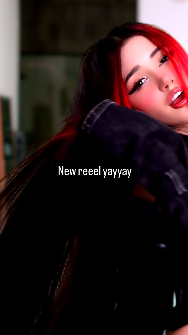 alyri_tv instagram image archive image