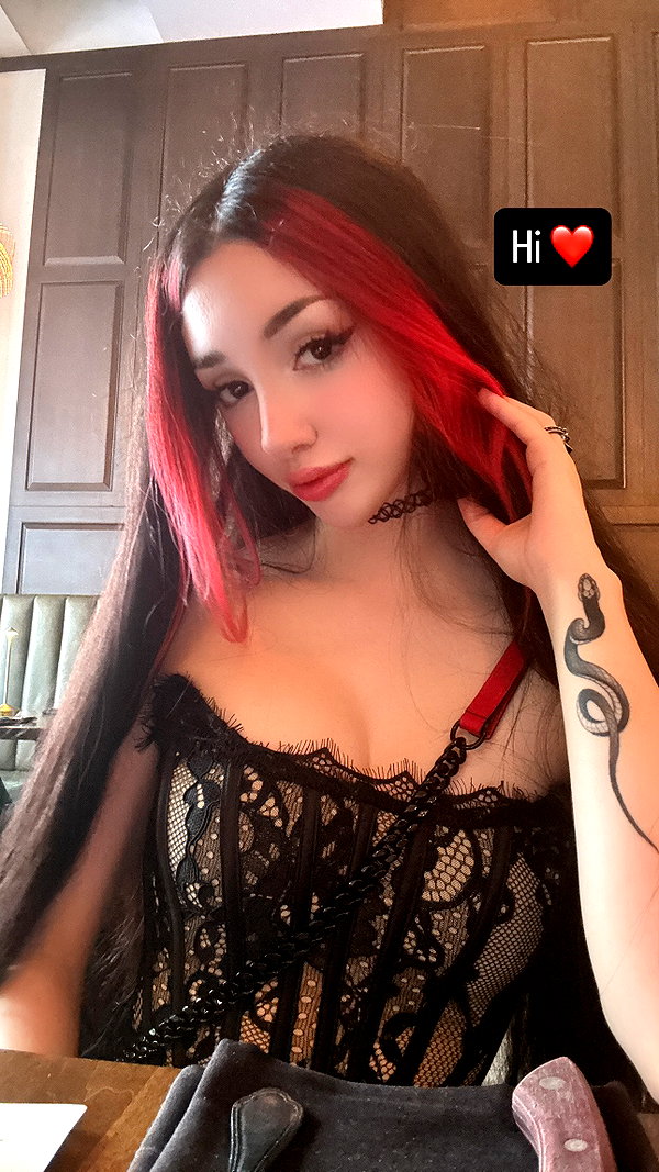 alyri_tv instagram image archive image