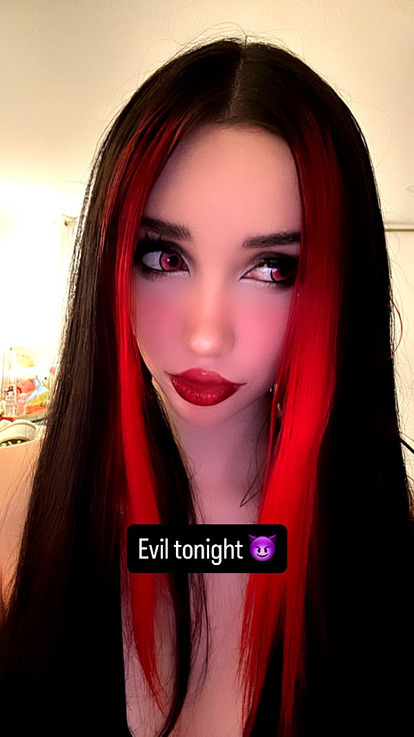 alyri_tv instagram image archive image