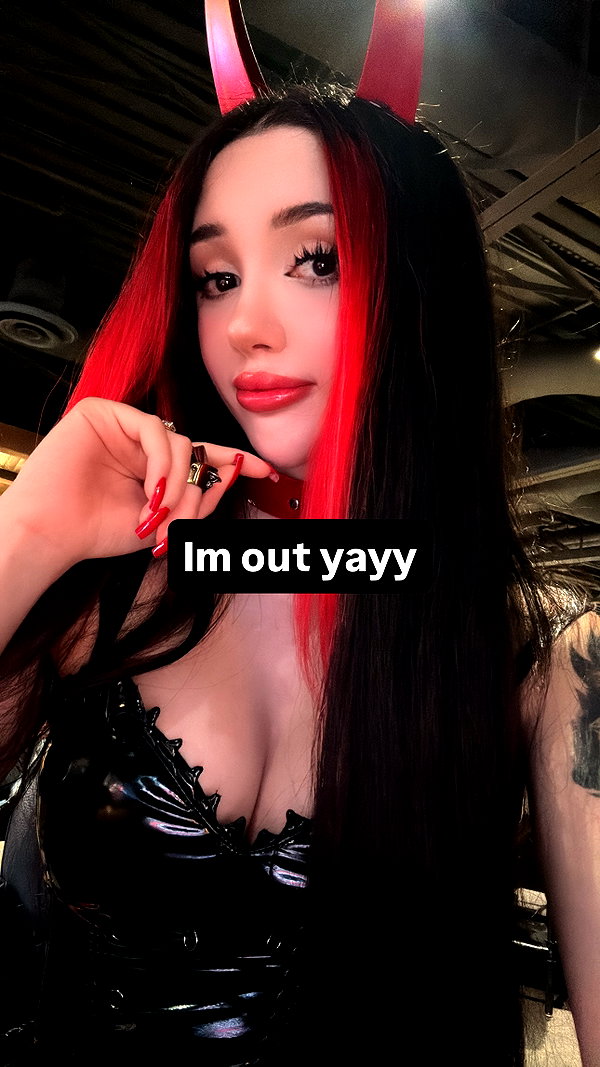 alyri_tv instagram image archive image