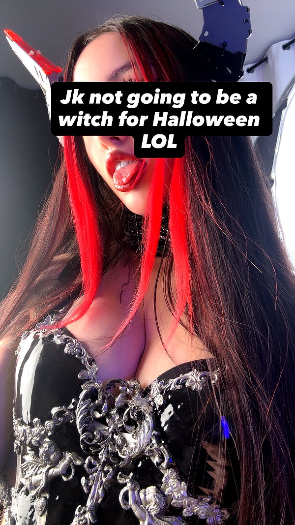 alyri_tv instagram image archive image