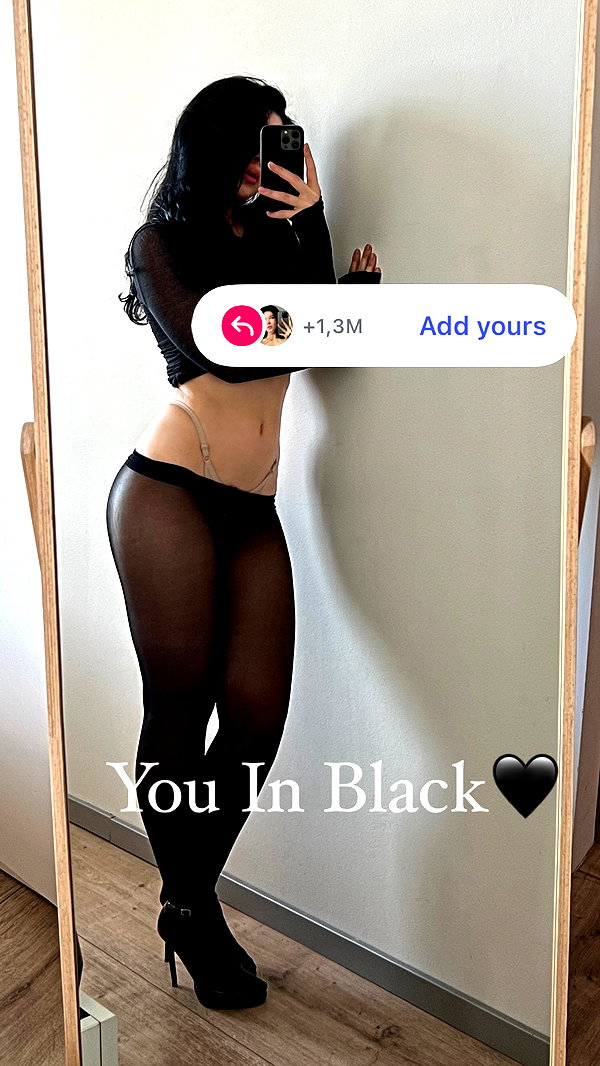 anna.x.vee anna.x.vee archive image