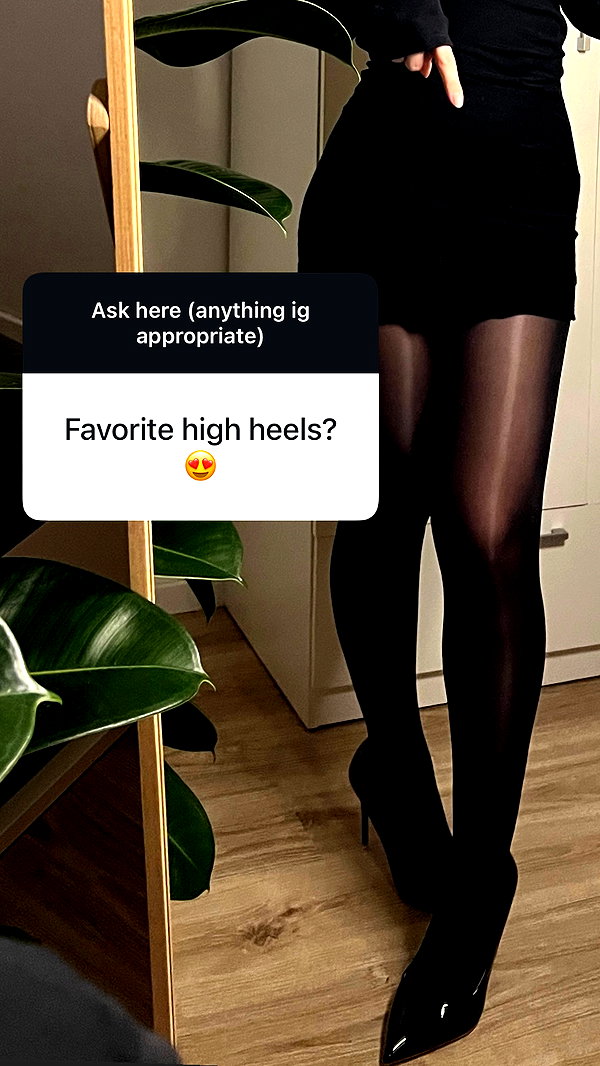 anna.x.vee anna.x.vee archive image