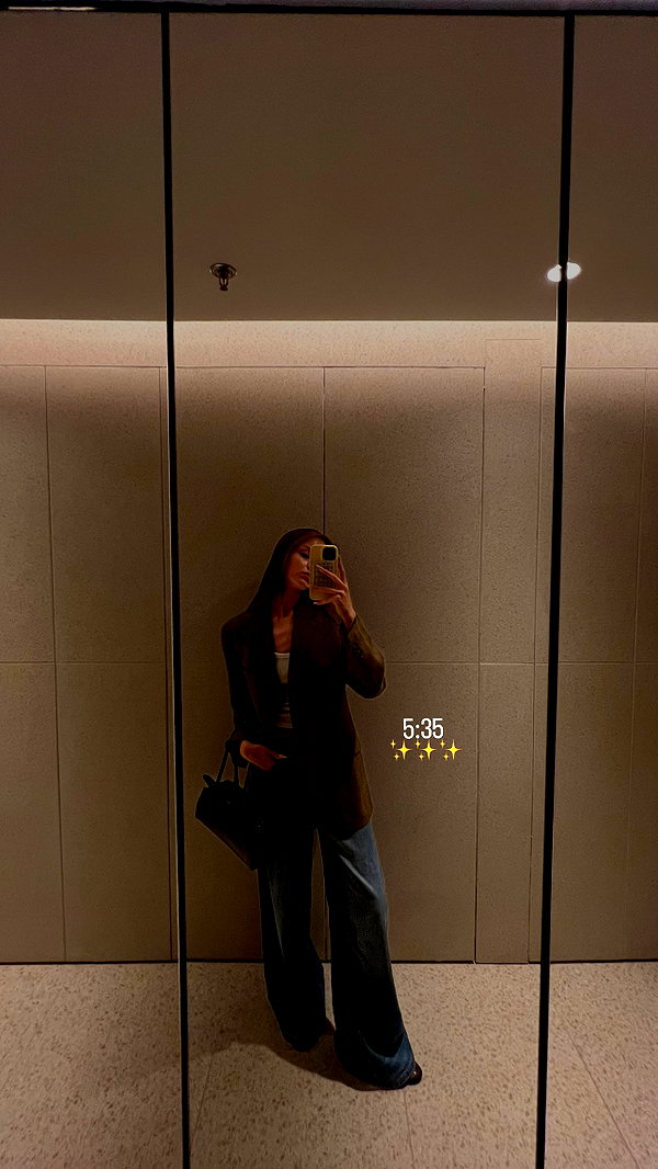 annazak12 instagram image archive image