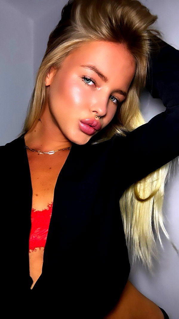 anya_shtril instagram image archive image