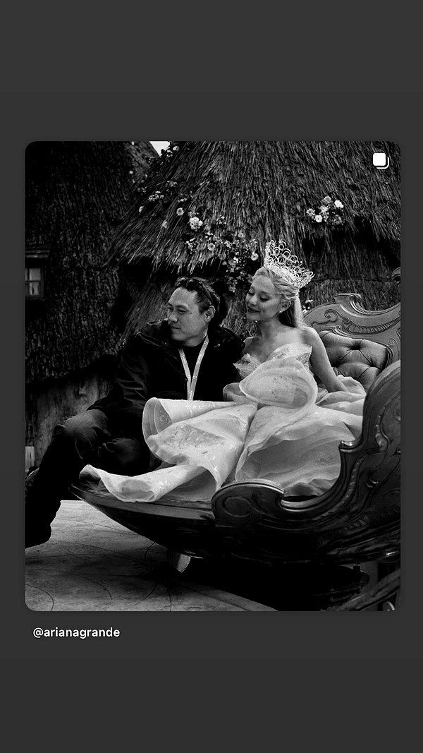 arianagrande instagram image archive image