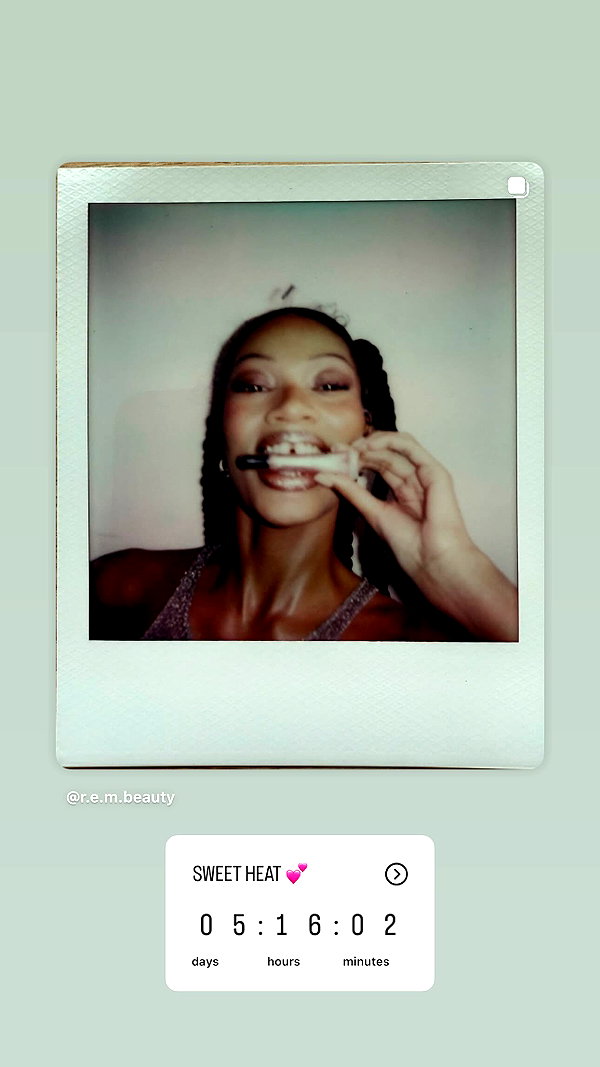 arianagrande instagram image archive image