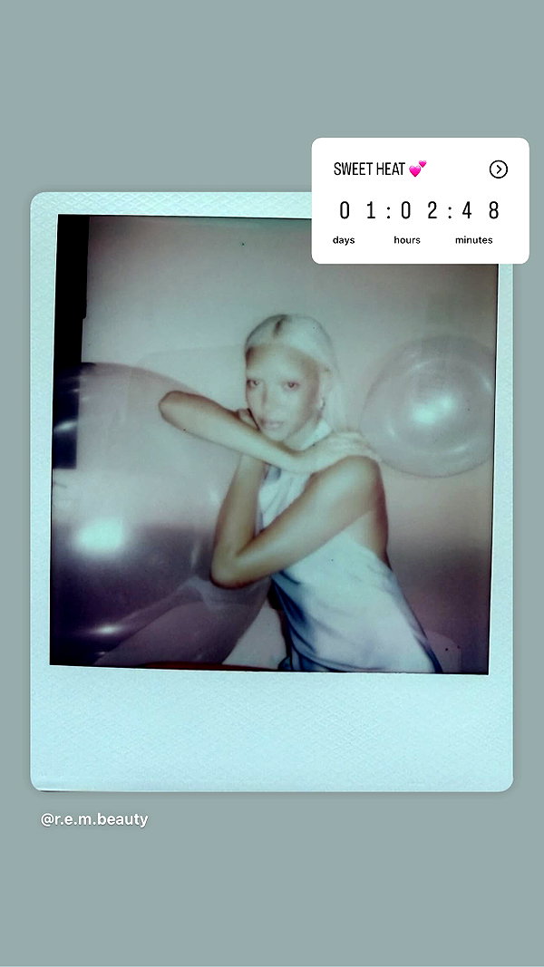 arianagrande instagram image archive image