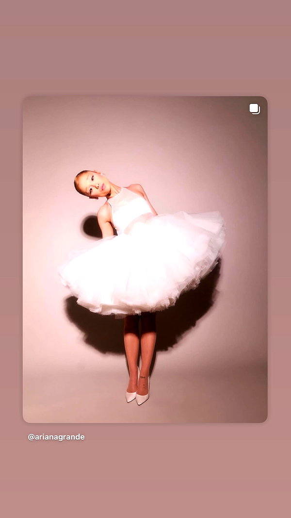 arianagrande instagram image archive image