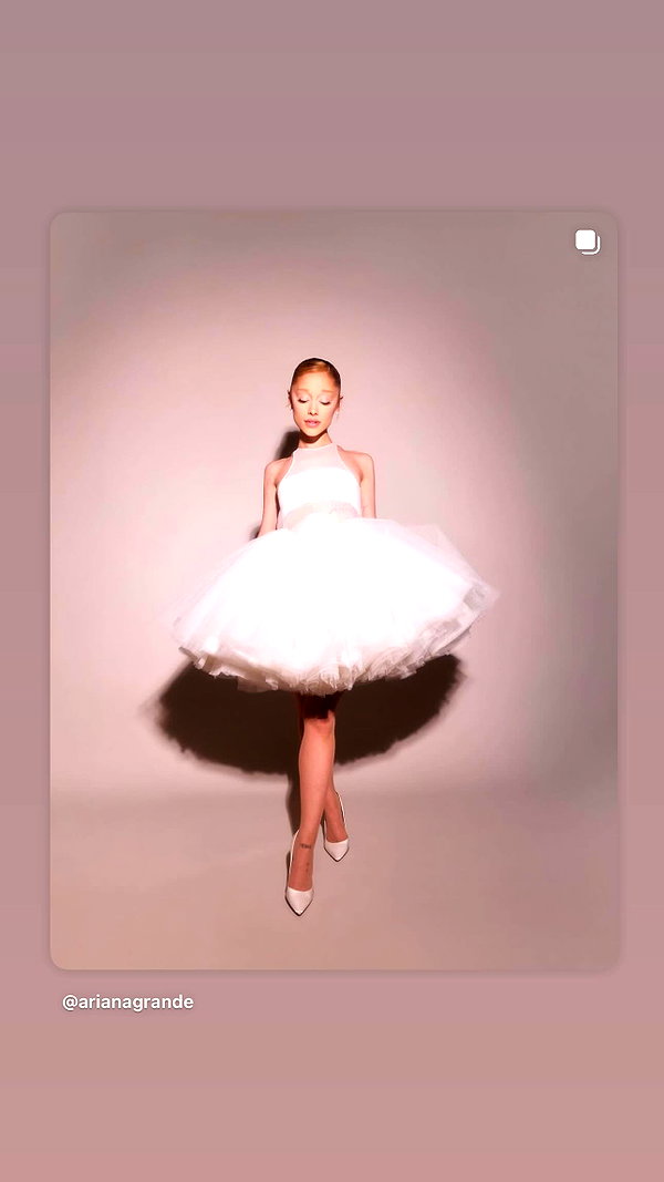 arianagrande instagram image archive image