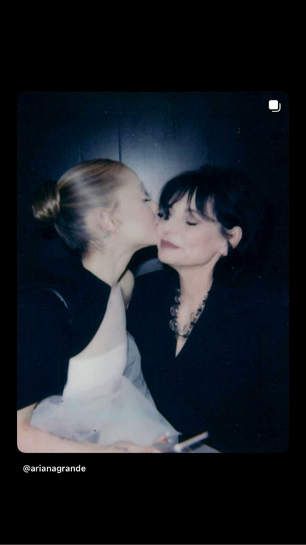 arianagrande instagram image archive image