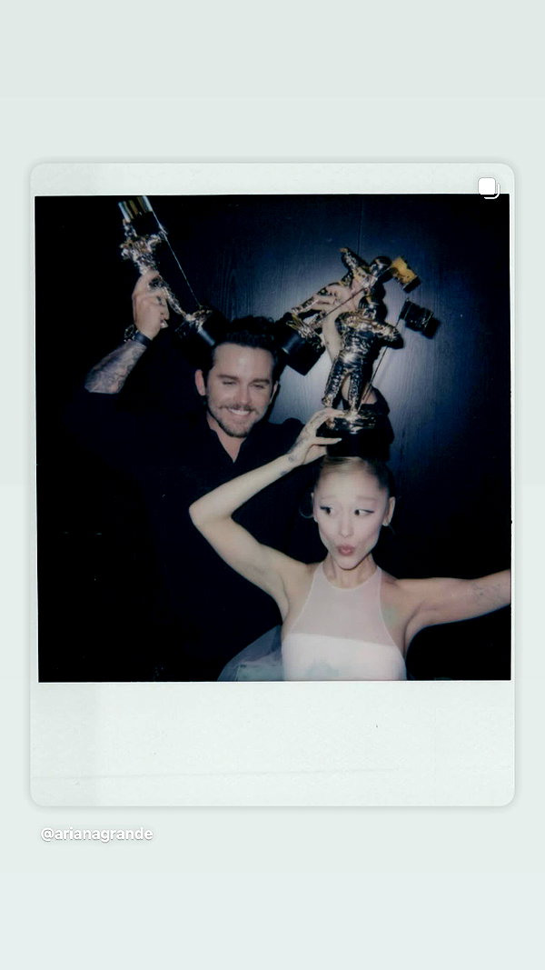 arianagrande instagram image archive image