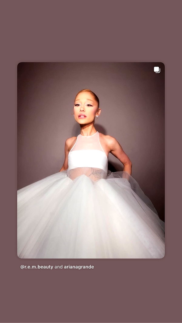 arianagrande instagram image archive image