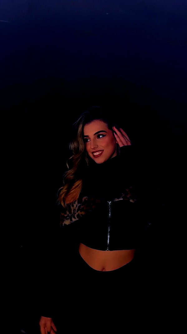 ariannachiaravalle_ instagram image archive image