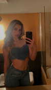ariannachiaravalle_ Altpins Profile Picture