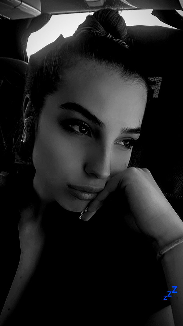 ariannachiaravalle_ instagram image archive image