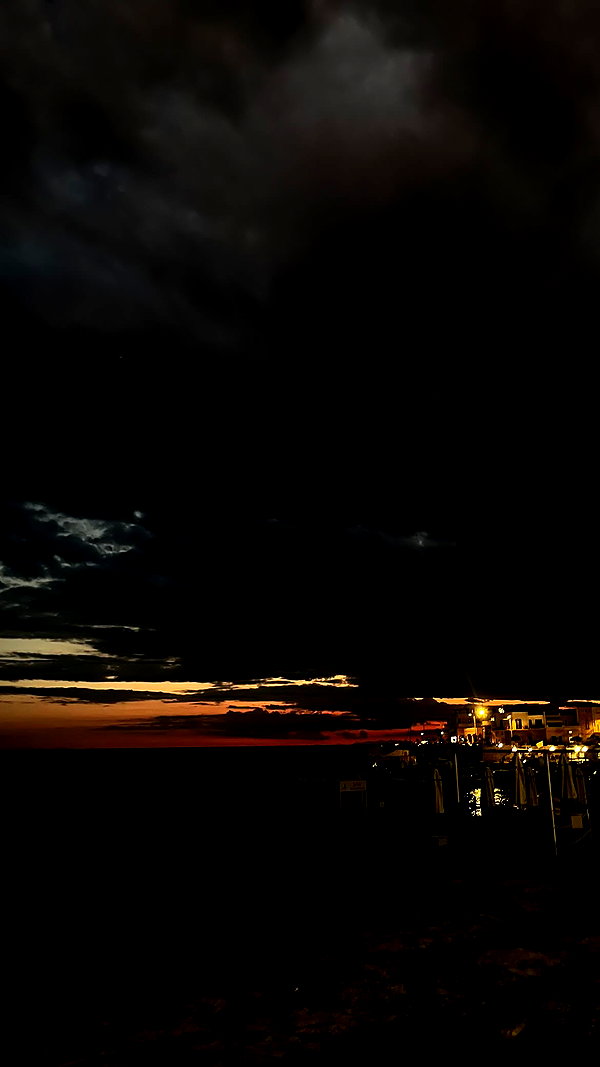 ariannachiaravalle_ ariannachiaravalle_ archive image
