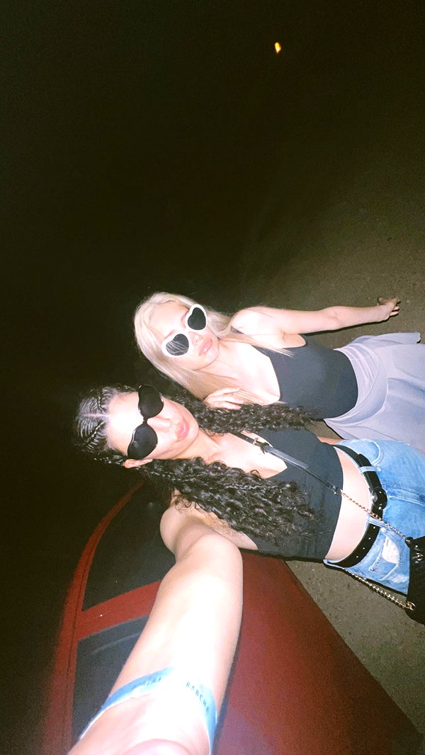 arielle__katz instagram image archive image