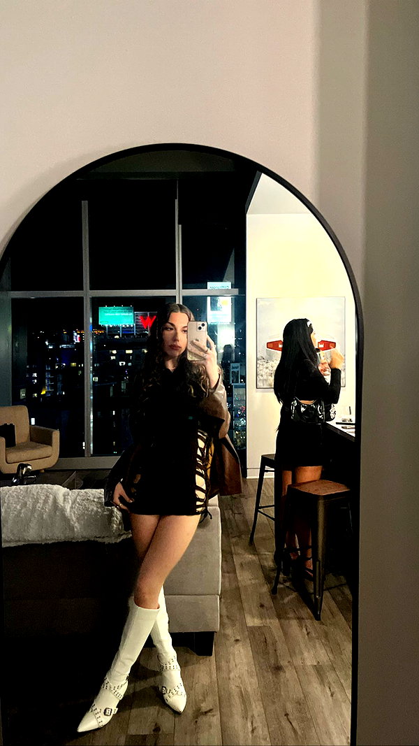 armanitraylor instagram image archive image
