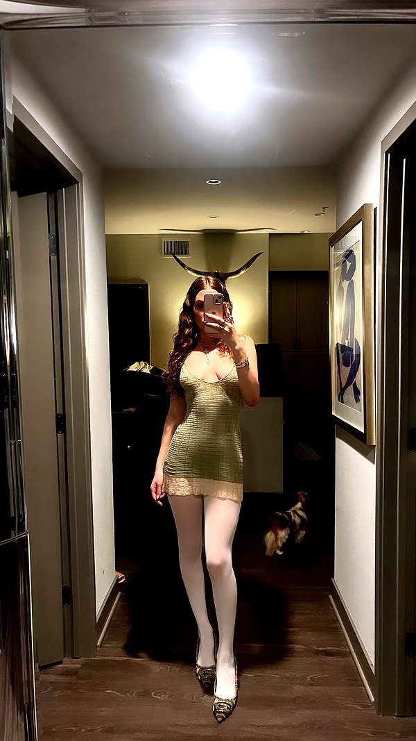 armanitraylor instagram image archive image