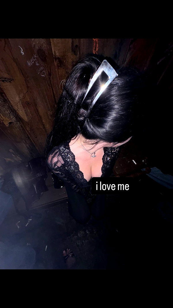 averyygraace instagram image archive image
